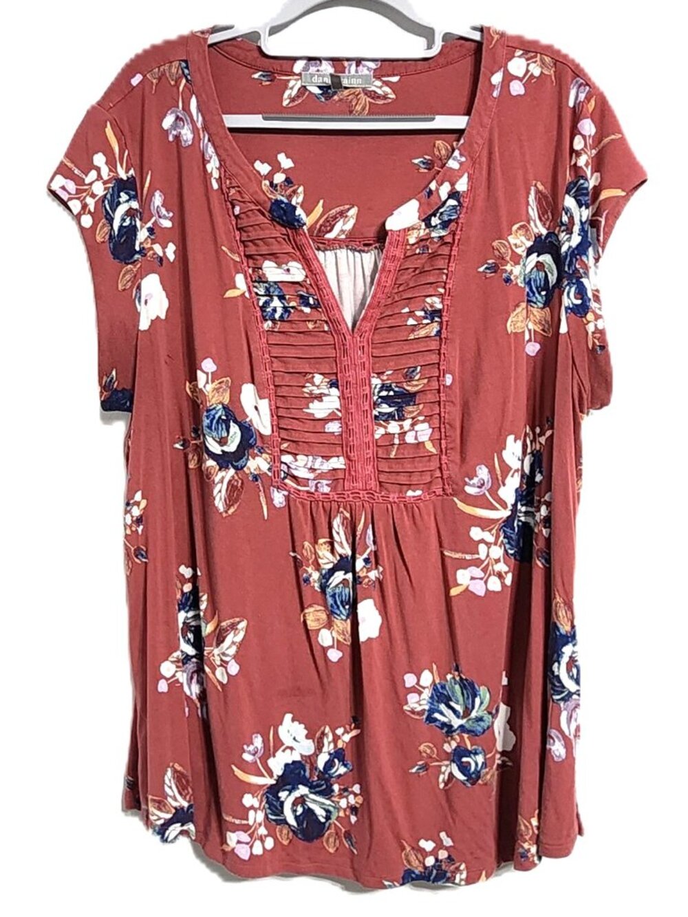 Daniel Rainn 3X Rust Coral Floral Pleated V-Neck Top